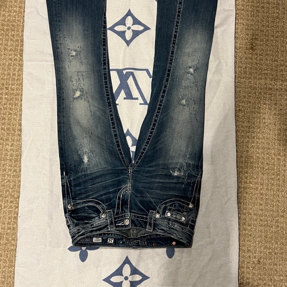 Miss Me Signature Boot Jean - Picture 5 of 5